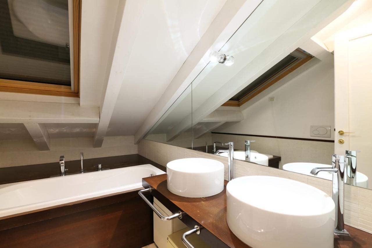 Lux Penthouse Palestro * Milano
