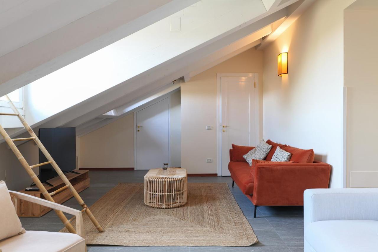Lux Penthouse Palestro Appartamento